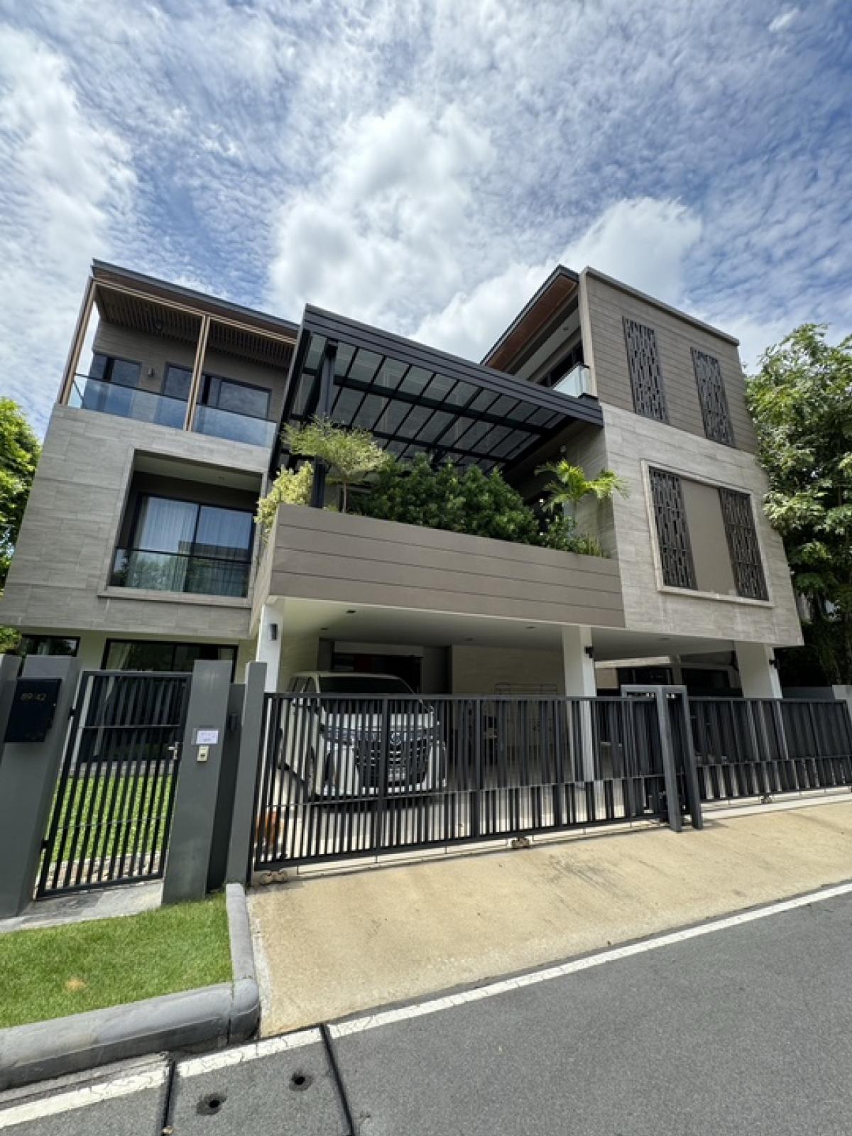 For SaleHousePattanakan, Srinakarin : House for saleVana Residence