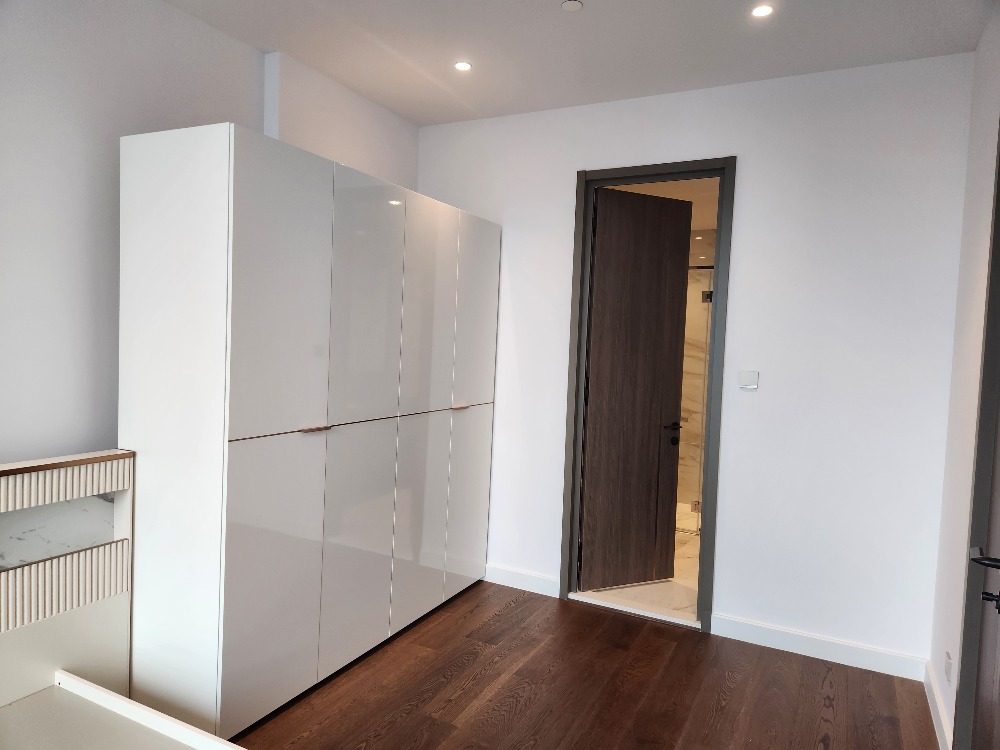 ให้เช่าคอนโดสาทร นราธิวาส : • 𝐑𝐄𝐍𝐓 • 𝐒𝐮𝐩𝐚𝐥𝐚𝐢 𝐈𝐂𝐎𝐍 • 𝟐 𝐁𝐞𝐝 • 𝟗𝟑 𝐒𝐪𝐦. • 𝟏𝟐𝟎,𝟎𝟎𝟎 •  𝐍𝐞𝐰-𝐔𝐧𝐢𝐭  𝐋𝐢𝐧𝐞 𝐈𝐃 : 𝐕𝐚𝐬𝐬𝐢𝐥𝐲