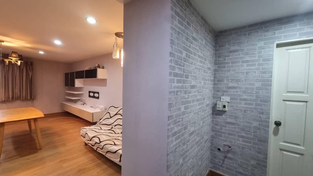 For SaleCondoRatchadapisek, Huaikwang, Suttisan : ✨ Urgent sale! Ratchada Pavilion Condo (Soi Ratchada 30/32) Big room, good location, special price! ✨