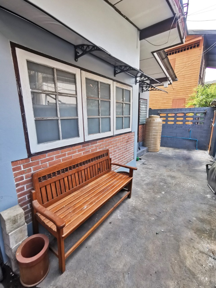 For RentHouseRama 8, Samsen, Ratchawat : Single-storey detached house