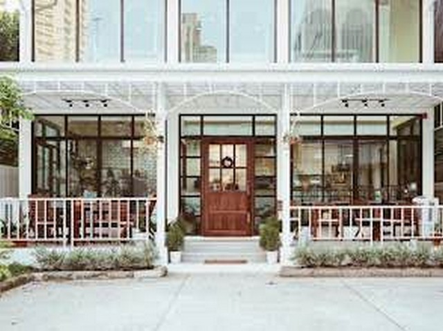 ให้เช่าร้านค้า/ตลาดนัดสุขุมวิท อโศก ทองหล่อ : HR2193ให้เช่าร้านค้า เอกมัย 24 มีที่จอดรถ เหมาะทำคาเฟ่ ร้านอาหาร สตูดิโอ ใกล้ donki ทองหล่อ