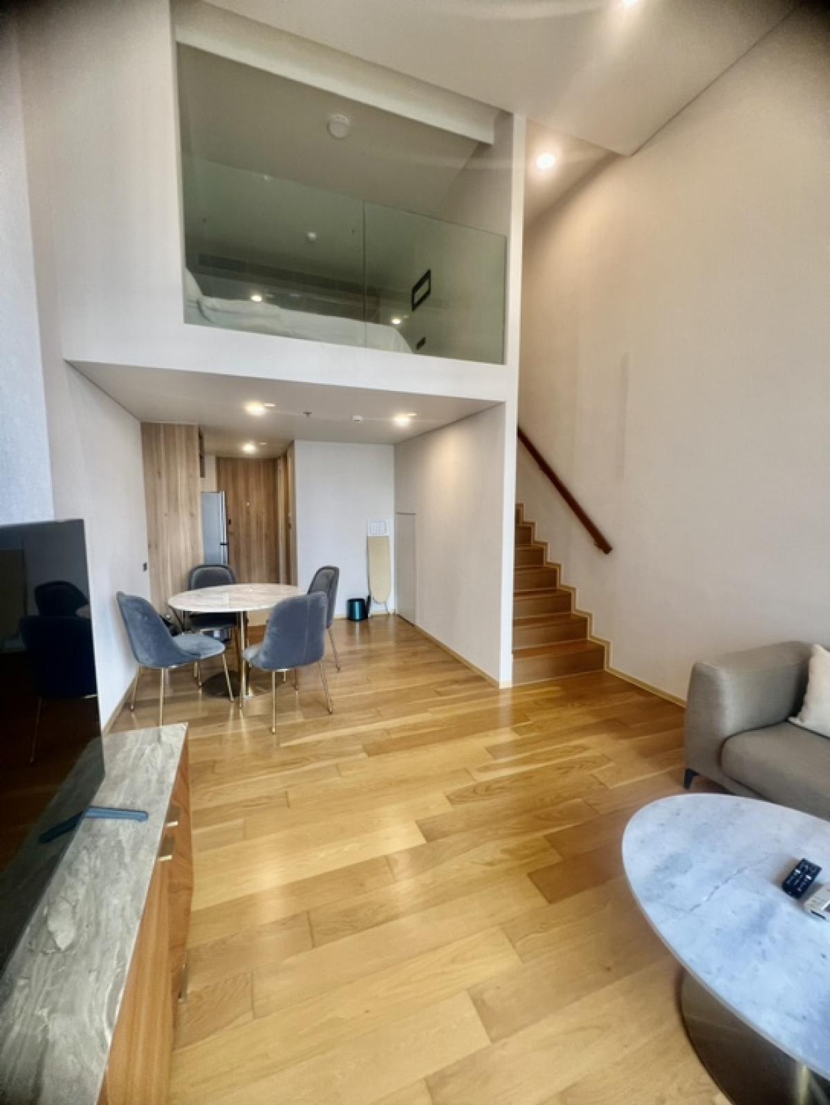 For RentCondoSukhumvit, Asoke, Thonglor : ✅Condo For Rent📍Siamese Exclusive 31 (Sukhumvit)Size 46.81 sq.m. ,Fl.7, 1 bed 1 bath (Duplex)Private Elevator, Bath tubeFully Furnished, ready to move in