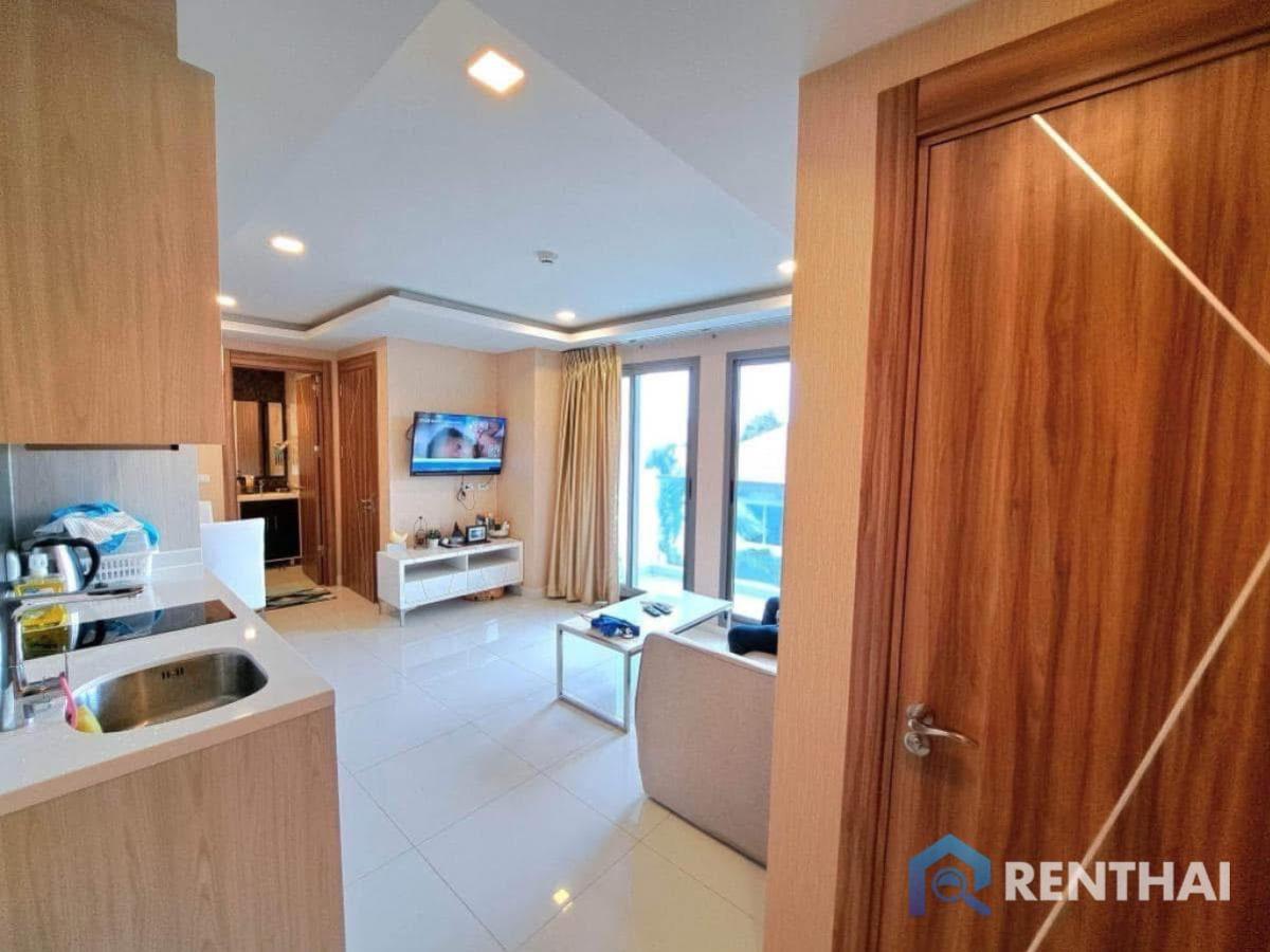 For SaleCondoPattaya, Bangsaen, Chonburi : 2bed fully-furnished condo at Pattayas Arcadia Beach Resort,