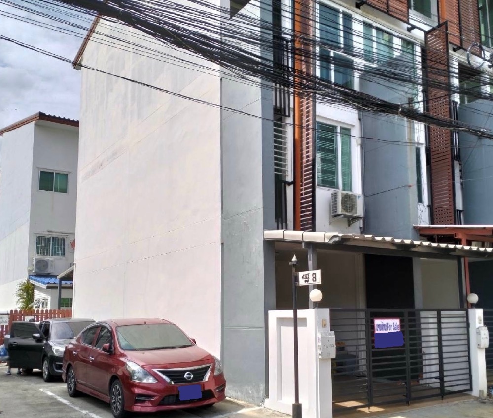 For SaleTownhomeChaengwatana, Muangthong : For sale: 3.5-storey townhouse, Attic Lite, Chaengwattana, corner plot, modern style, behind Central Chaengwattana
