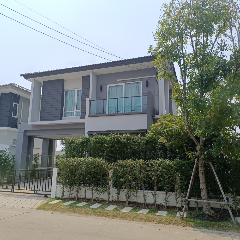 ขายบ้านราษฎร์บูรณะ สุขสวัสดิ์ : บ้านเดี่ยว เซนโทร ประชาอุทิศ 90 / 4 ห้องนอน (ขาย), Centro Prachauthit 90 / Detached House 4 Bedrooms (FOR SALE) DAO319