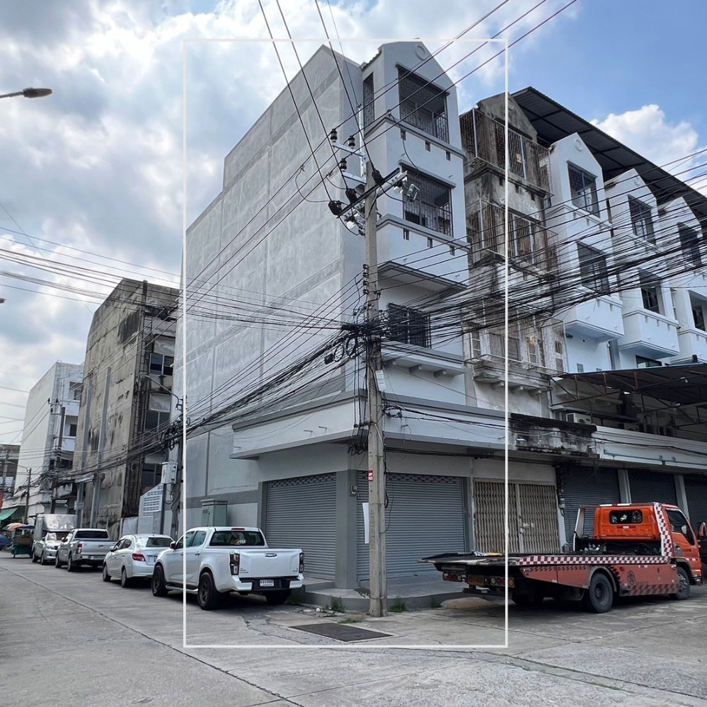 For SaleShop HouseSamut Prakan,Samrong : 4.5-storey Paknam shophouse, suitable for office use, business, corner building, near BTS Chang Erawan