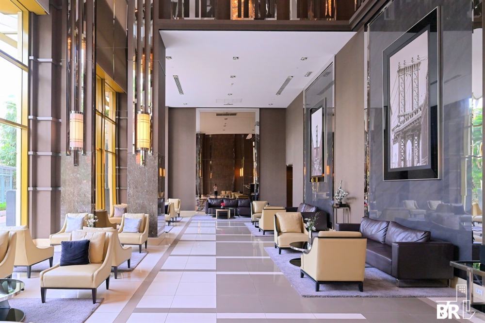 For SaleCondoRama9, Petchburi, RCA : Q Asoke - Luxury in the Heart of the City, Directly Connected to MRT Phetchaburi