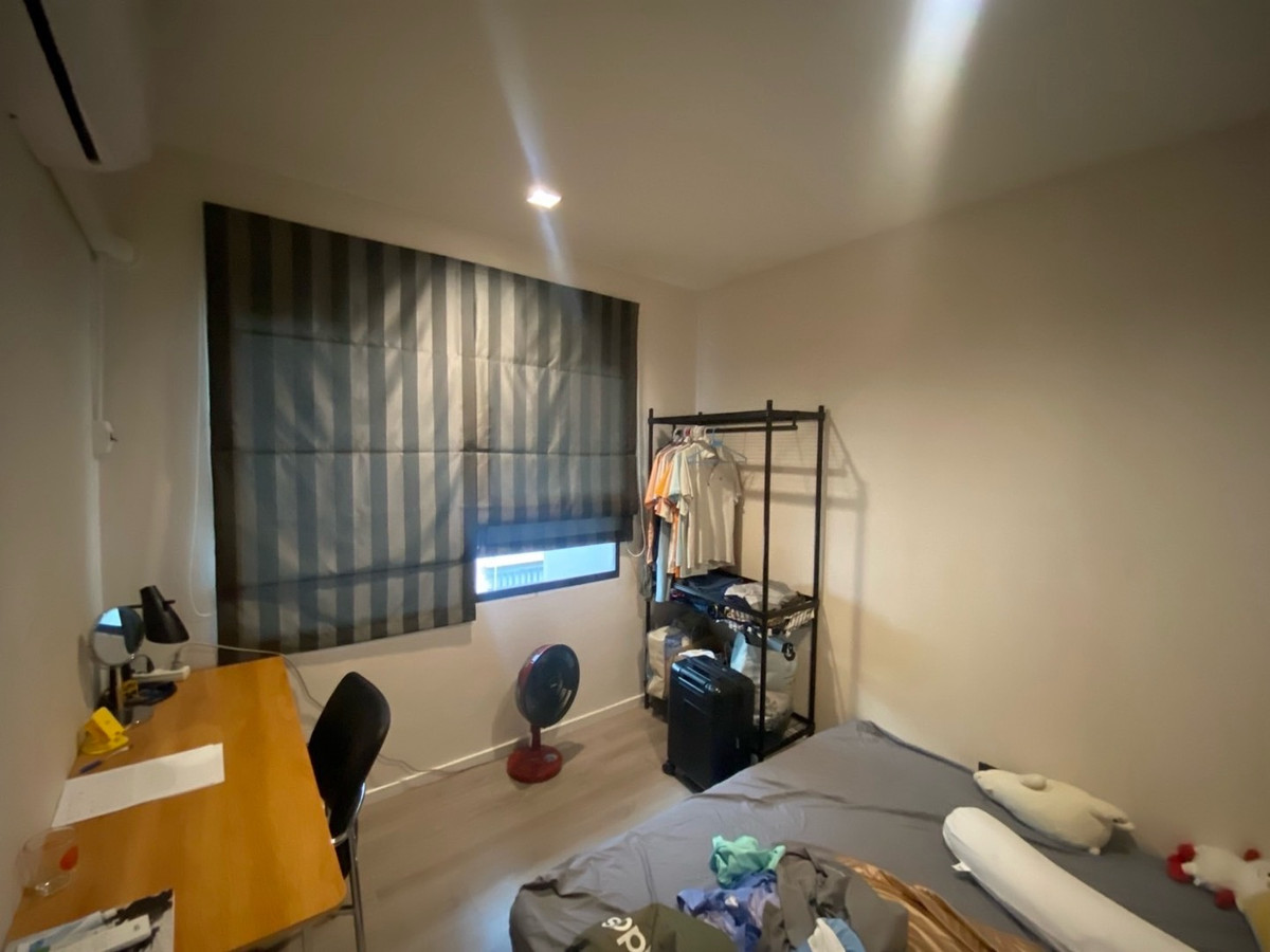 For SaleTownhomeKasetsart, Ratchayothin : For sale: House in the middle of the city, Ratchayothin, near Major Ratchayothin, cheap electric train