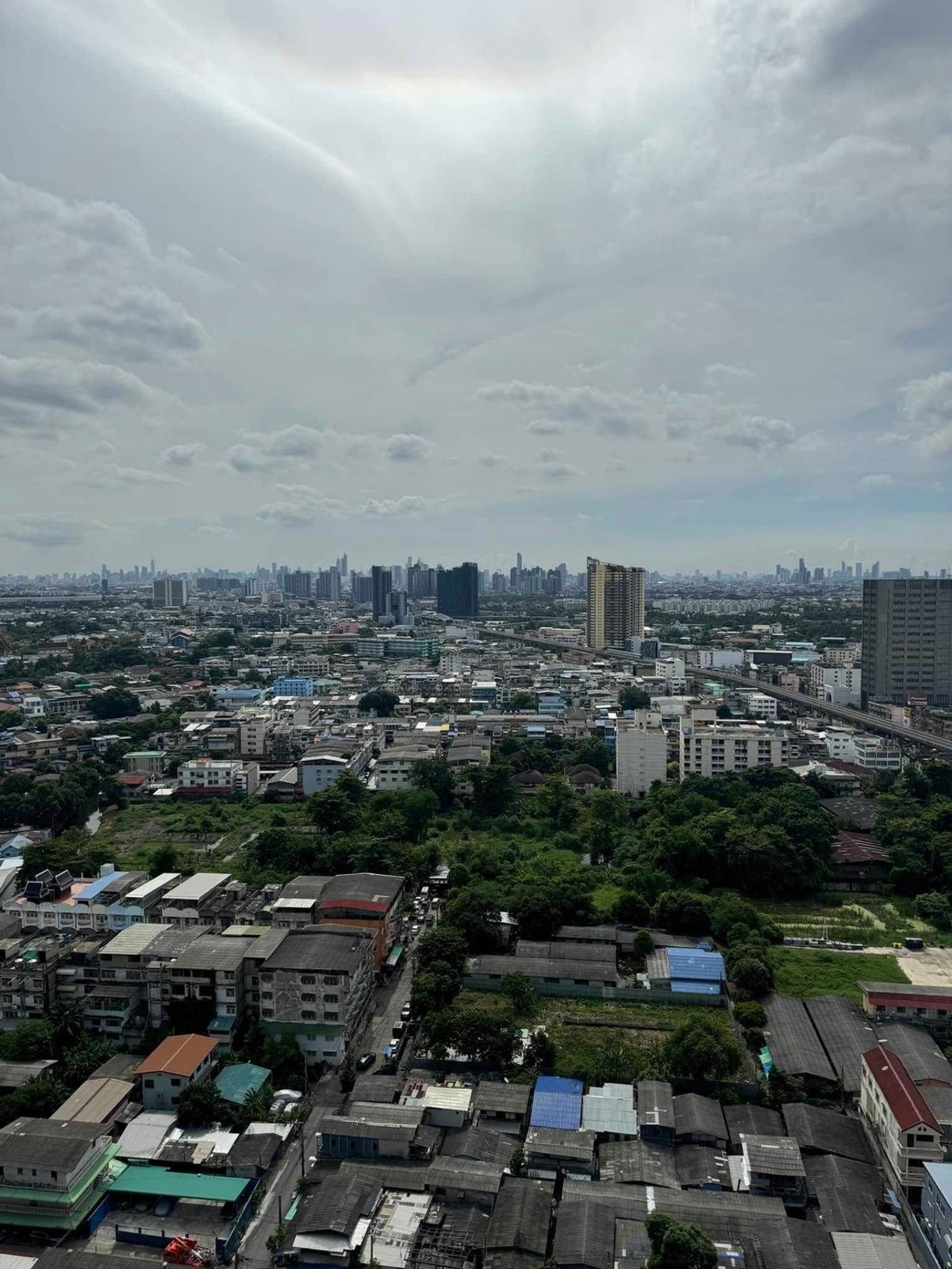 For SaleCondoBang kae, Phetkasem : 🔥For sale 2 bedrooms, 1 bathroom🔥Fully furnished common area🔥Mrt Phasi Charoen🔥Parkland Phetkasem 56🔥