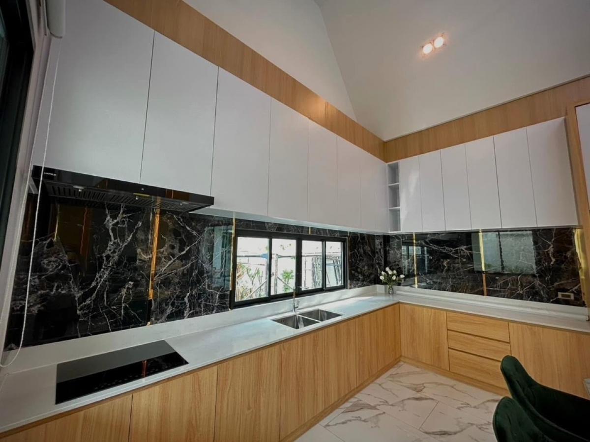 ขายบ้านพัทยา บางแสน ชลบุรี สัตหีบ : 📍บ้าน pool villa สวยทำเลดี อบอุ่น เงียบสงบ ในท่ามกลางธรรรมชาติ บ้านในโครงการ Villa Forestias (บ้านแม่ 4)