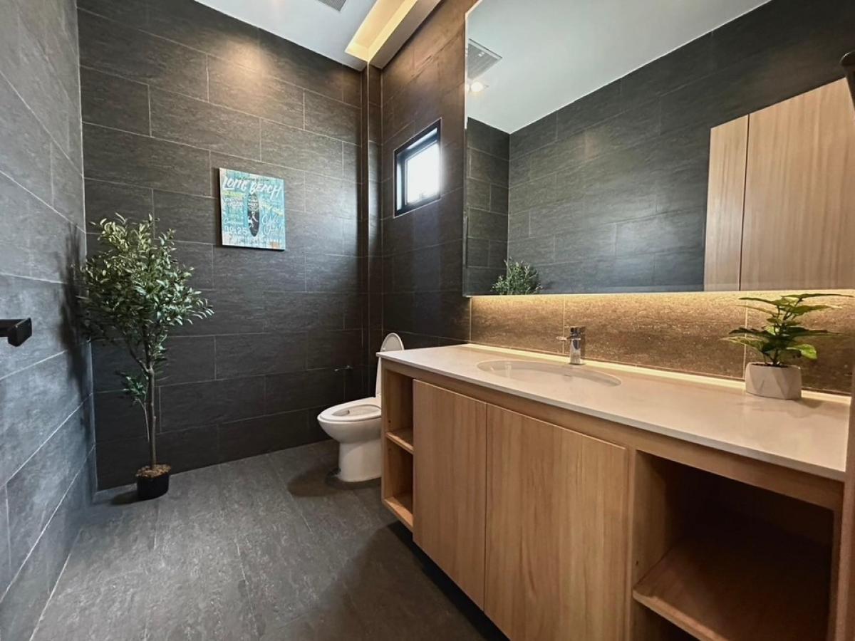 ขายบ้านพัทยา บางแสน ชลบุรี สัตหีบ : 📍บ้าน pool villa สวยทำเลดี อบอุ่น เงียบสงบ ในท่ามกลางธรรรมชาติ บ้านในโครงการ Villa Forestias (บ้านแม่ 4)