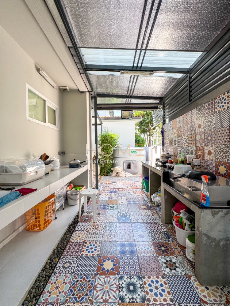 For SaleHouseLadkrabang, Suwannaphum Airport : Mantana Motorway - New Krungthepkreetha / 4 Bedrooms (SALE) COF652