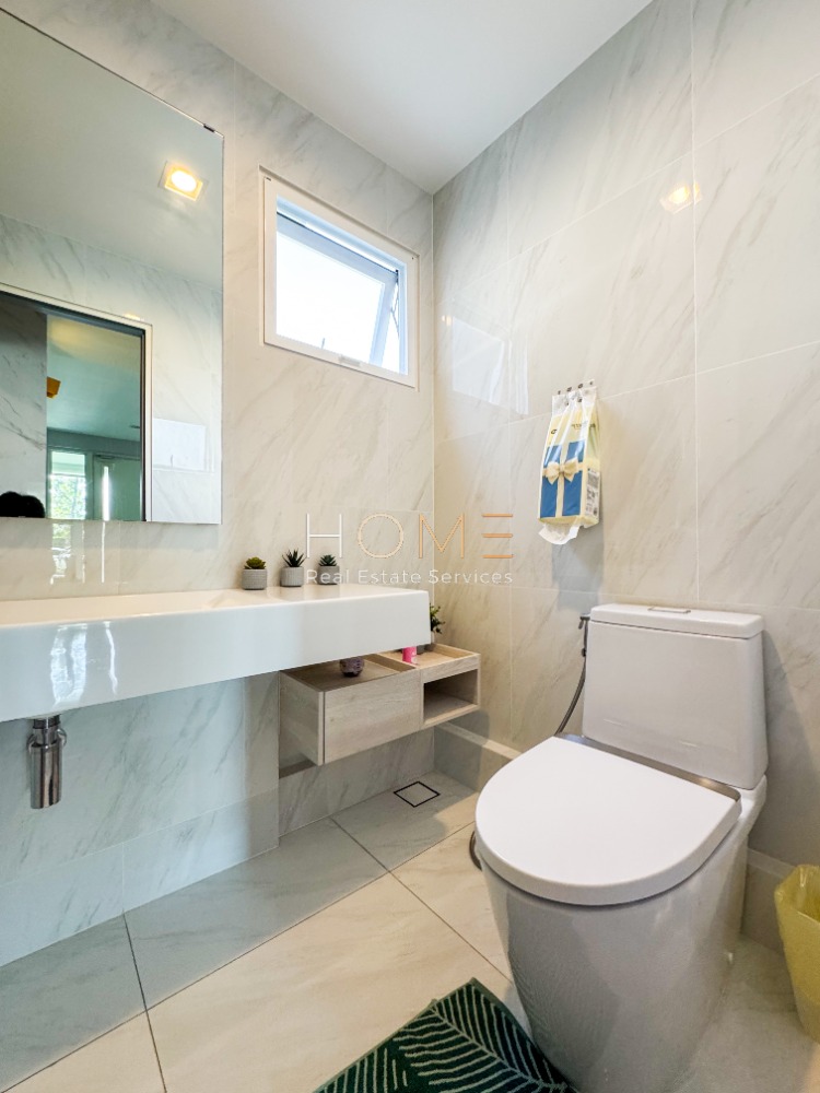 For SaleHouseLadkrabang, Suwannaphum Airport : Mantana Motorway - New Krungthepkreetha / 4 Bedrooms (SALE) COF652