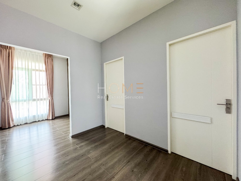 For SaleHouseLadkrabang, Suwannaphum Airport : Mantana Motorway - New Krungthepkreetha / 4 Bedrooms (SALE) COF652