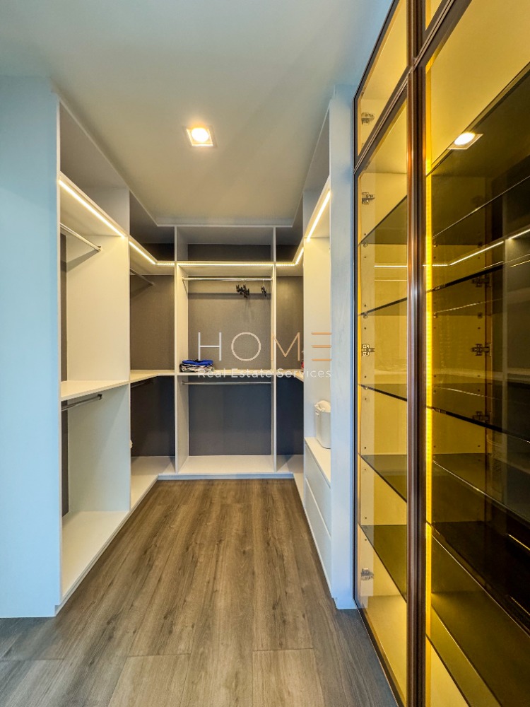 For SaleHouseLadkrabang, Suwannaphum Airport : Mantana Motorway - New Krungthepkreetha / 4 Bedrooms (SALE) COF652