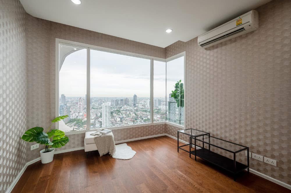 For SaleCondoSathorn, Narathiwat : For sale, luxury condo Menam Residences, 3 bedrooms, high floor, Chao Phraya River view, newly renovated, fully furnished, near BTS Saphan Taksin, near Asiatique