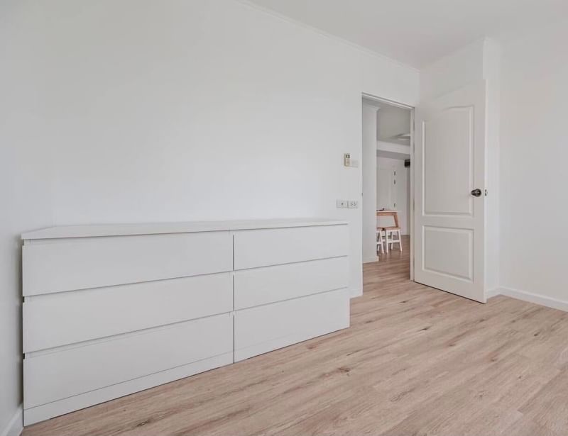 ให้เช่าคอนโดสาทร นราธิวาส : ให้เช่า ลุมพินี วิลล์ พระแม่มารี-สาทร เลขที่ 90/91 (วิวสระ)