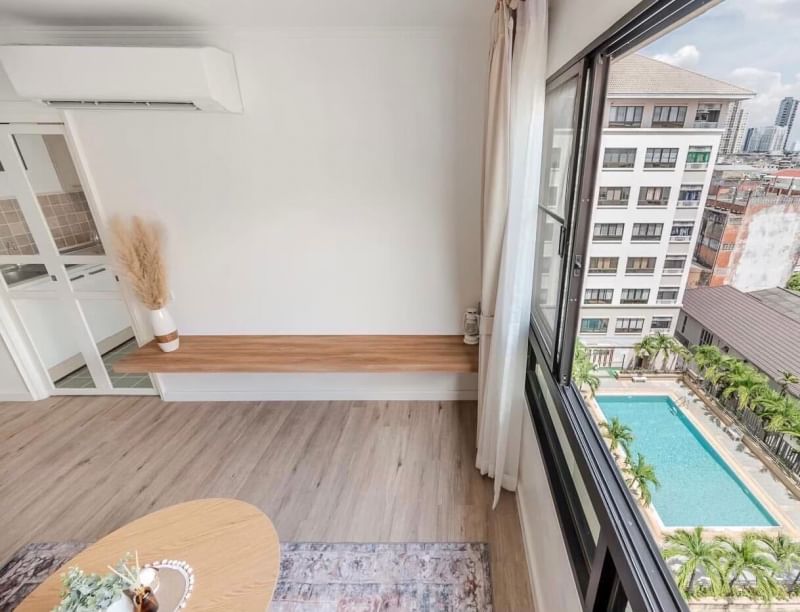 ให้เช่าคอนโดสาทร นราธิวาส : ให้เช่า ลุมพินี วิลล์ พระแม่มารี-สาทร เลขที่ 90/91 (วิวสระ)