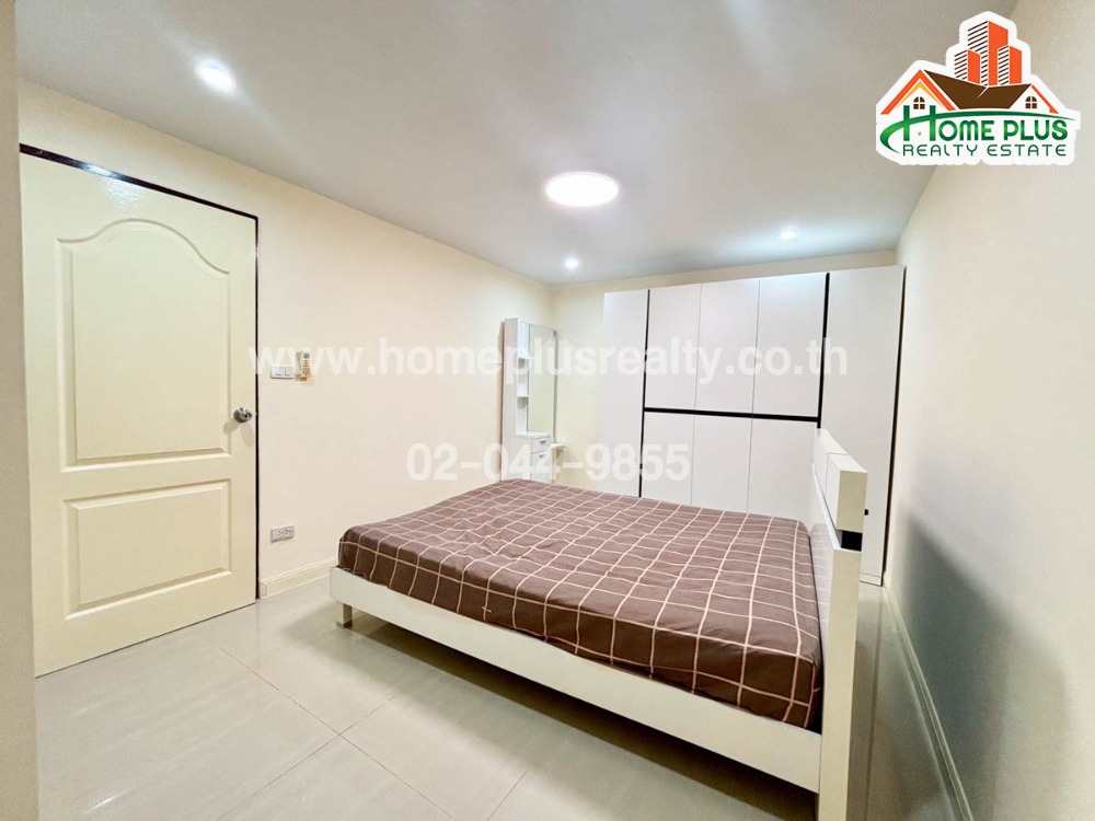 For RentCondoPinklao, Charansanitwong : Condo for rent P&S Place Charansanitwong 13 (next to MRT Charansanitwong 13 station)