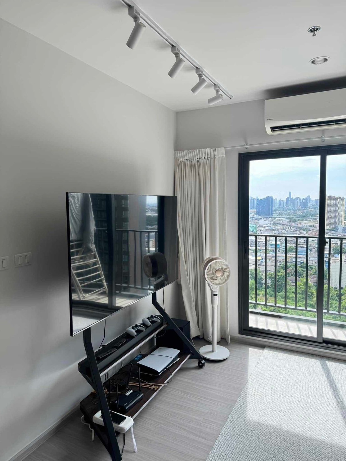 For SaleCondoBang kae, Phetkasem : 🔥For sale 2 bedrooms, 1 bathroom🔥Fully furnished common area🔥Mrt Phasi Charoen🔥Parkland Phetkasem 56🔥