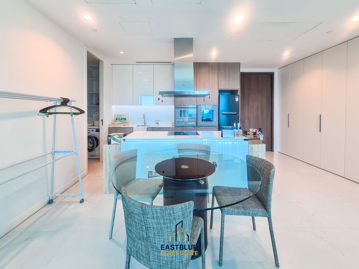 For SaleCondoWitthayu, Chidlom, Langsuan, Ploenchit : BEST PRICE!! RBSC Sport club view✨185 Rajadamri✨2 bedrooms, 2 bathrooms, size 125 sq m, near BTS Ratchadamri Tel.0982645161 