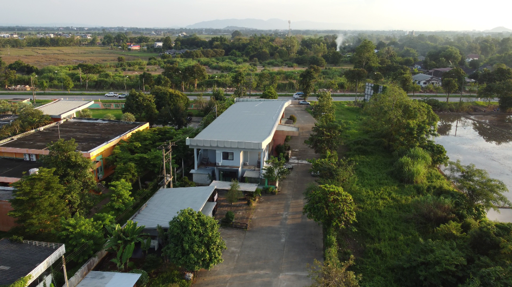 ขายร้านค้า/ตลาดนัดเชียงราย : ขายกิจการ พร้อมอาคารสิ่งปลูกสร้าง ที่ดิน 2 ไร่ 3 งาน จังหวัดเชียงราย