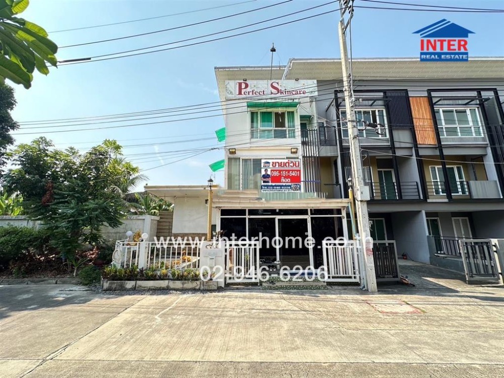 ขายทาวน์โฮมนนทบุรี บางใหญ่ บางบัวทอง : ทาวน์เฮ้าส์ 3 ชั้น 34.9 ตร.ว. หมู่บ้านโฟร์ซีซั่น ราชพฤกษ์-รัตนาธิเบศร์ ใกล้ MRTบางรักใหญ่ ซอยบางรักน้อย ซอย8 ถนนราชพฤกษ์ ถนนรัตนาธิเบสร์ บางบัวทอง นนทบุรี