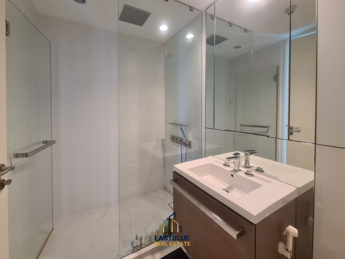 For SaleCondoWitthayu, Chidlom, Langsuan, Ploenchit : BEST PRICE!! RBSC Sport club view✨185 Rajadamri✨2 bedrooms, 2 bathrooms, size 125 sq m, near BTS Ratchadamri Tel.0982645161 