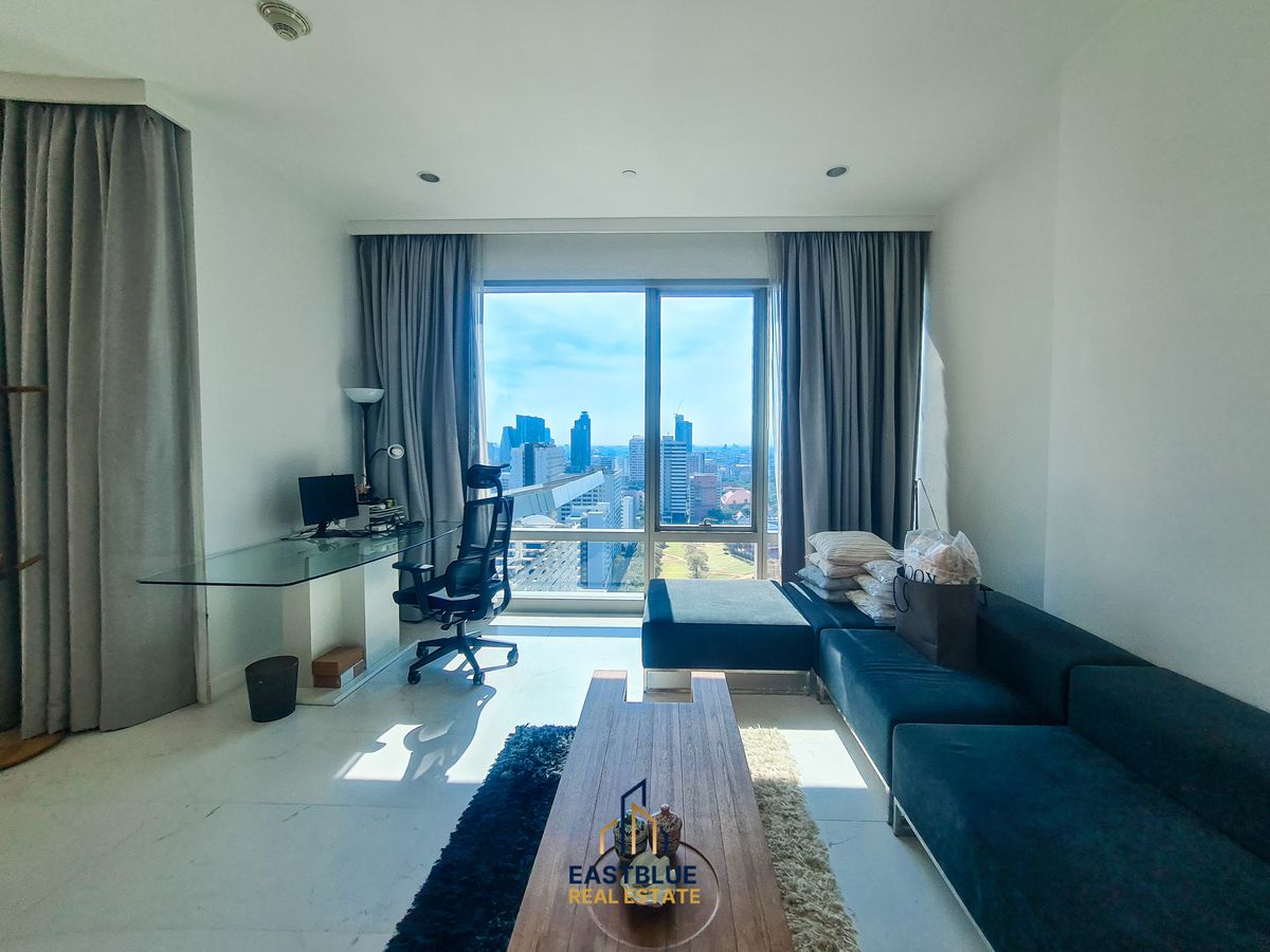 For SaleCondoWitthayu, Chidlom, Langsuan, Ploenchit : BEST PRICE!! RBSC Sport club view✨185 Rajadamri✨2 bedrooms, 2 bathrooms, size 125 sq m, near BTS Ratchadamri Tel.0982645161 