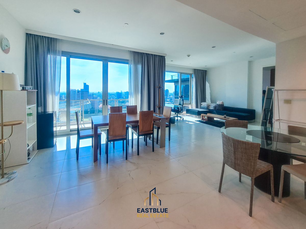 For SaleCondoWitthayu, Chidlom, Langsuan, Ploenchit : BEST PRICE!! RBSC Sport club view✨185 Rajadamri✨2 bedrooms, 2 bathrooms, size 125 sq m, near BTS Ratchadamri Tel.0982645161 