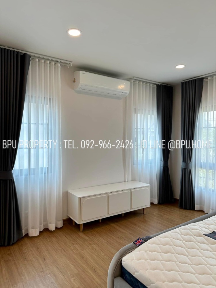 For RentHouseBangna, Bearing, Lasalle : ** 4 Bedrooms Single House for Rent ** Centro Bangna Near Mega Bangna (New Project Phase 2)