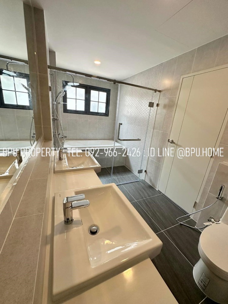 For RentHouseBangna, Bearing, Lasalle : ** 4 Bedrooms Single House for Rent ** Centro Bangna Near Mega Bangna (New Project Phase 2)