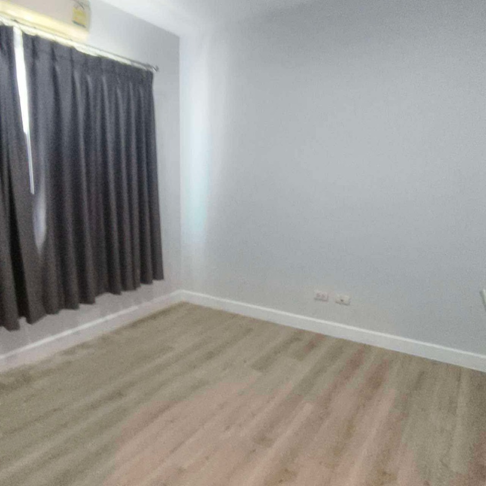 For SaleTownhomePattanakan, Srinakarin : 🔥 House for sale, Townhouse Baan Klangmuang Rama 9-Motorway 3 bedrooms near The Nine on the motorway.