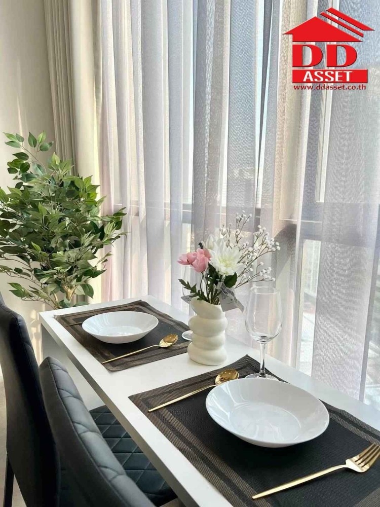 For RentCondoPattanakan, Srinakarin : Rent The Rich Rama9 Srinakarin next to the Yellow Line And Airport Link Code: C8299