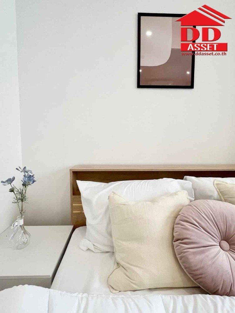 For RentCondoPattanakan, Srinakarin : Rent The Rich Rama9 Srinakarin next to the Yellow Line And Airport Link Code: C8299