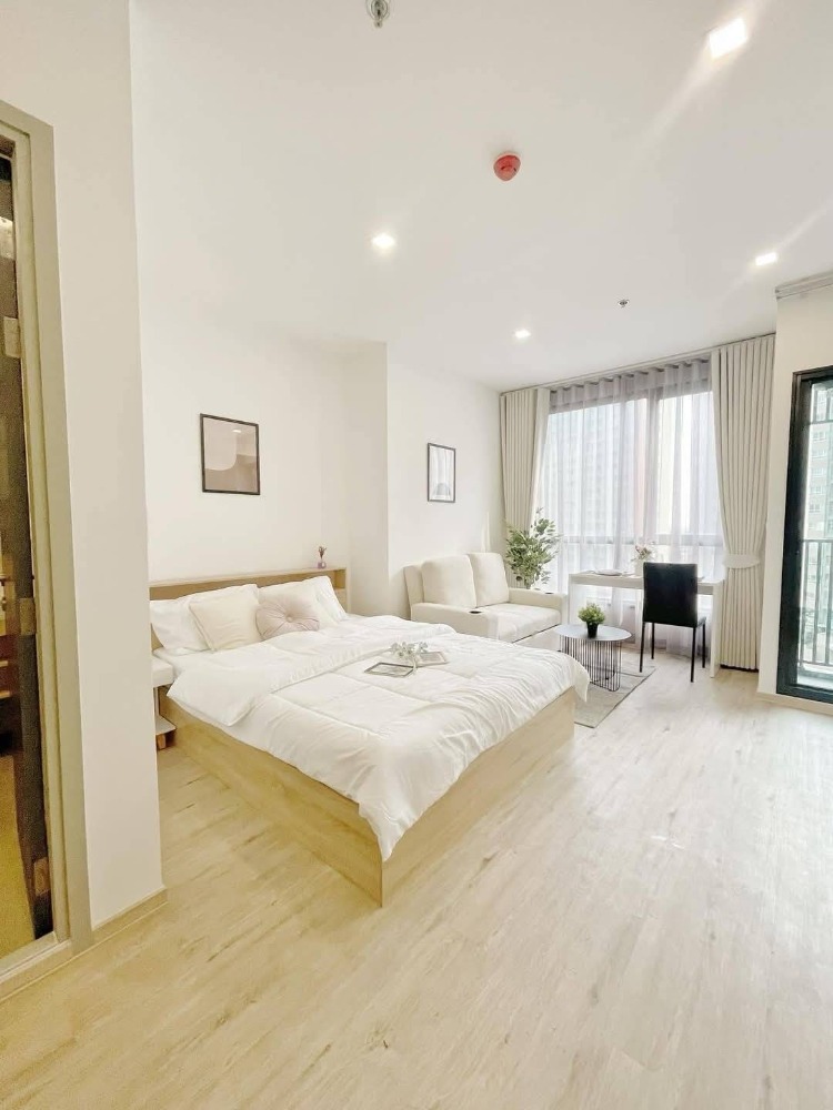 For RentCondoPattanakan, Srinakarin : Rent The Rich Rama9 Srinakarin next to the Yellow Line And Airport Link Code: C8299