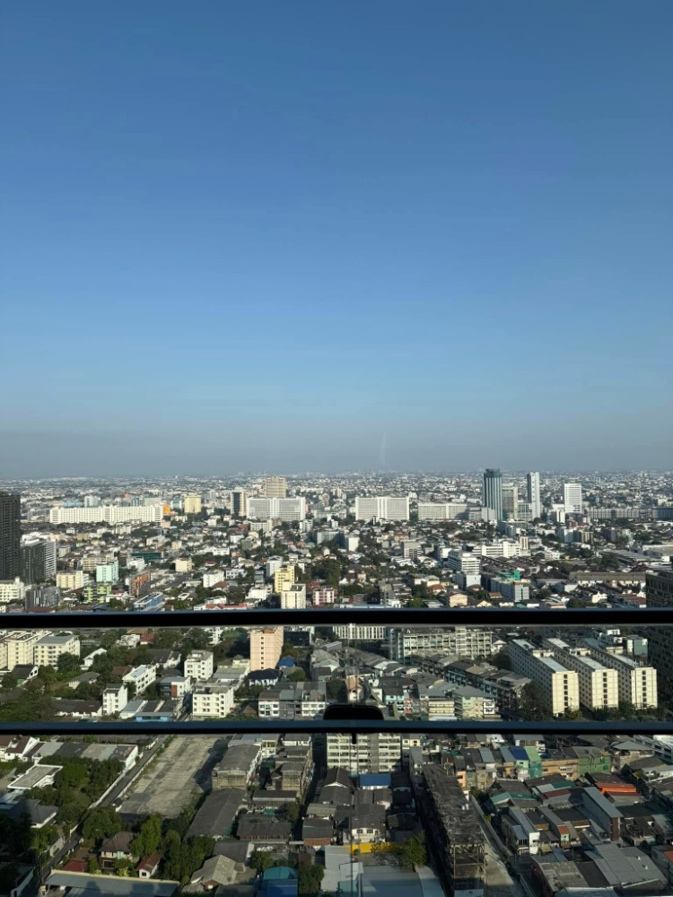 ขายคอนโดลาดพร้าว เซ็นทรัลลาดพร้าว : รหัสทรัพย์ BH0798 The Crest Park Residences คอนโดใหม่  ใกล้ BTS เซ็นทรัล ลาดพร้าว