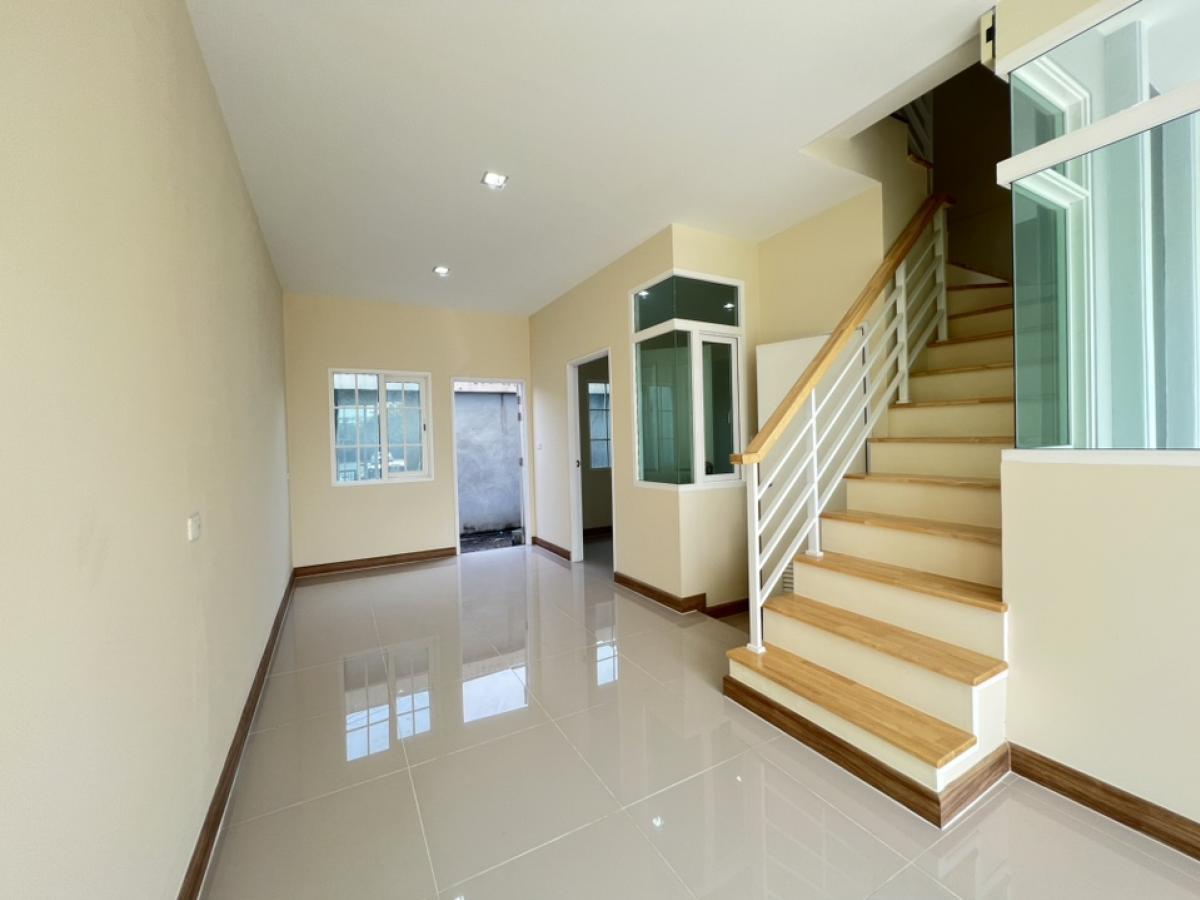 For SaleTownhomeLadkrabang, Suwannaphum Airport : ☀️ [For Sale] Urgent sale !!! 2-story townhome, Golden Town 2, Bang Na-Garden Town 2 Bangna-Suanluang). The best condition has never been in.