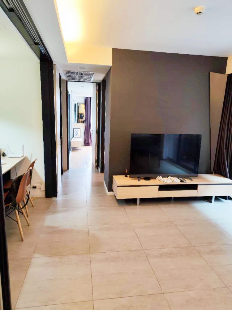 ขายคอนโดนานา : ขาย Circle S Sukumvit 12 2 ห้องนอน 2 ห้องน้ำ 76 ตรม. ใกล้ BTS อโศก