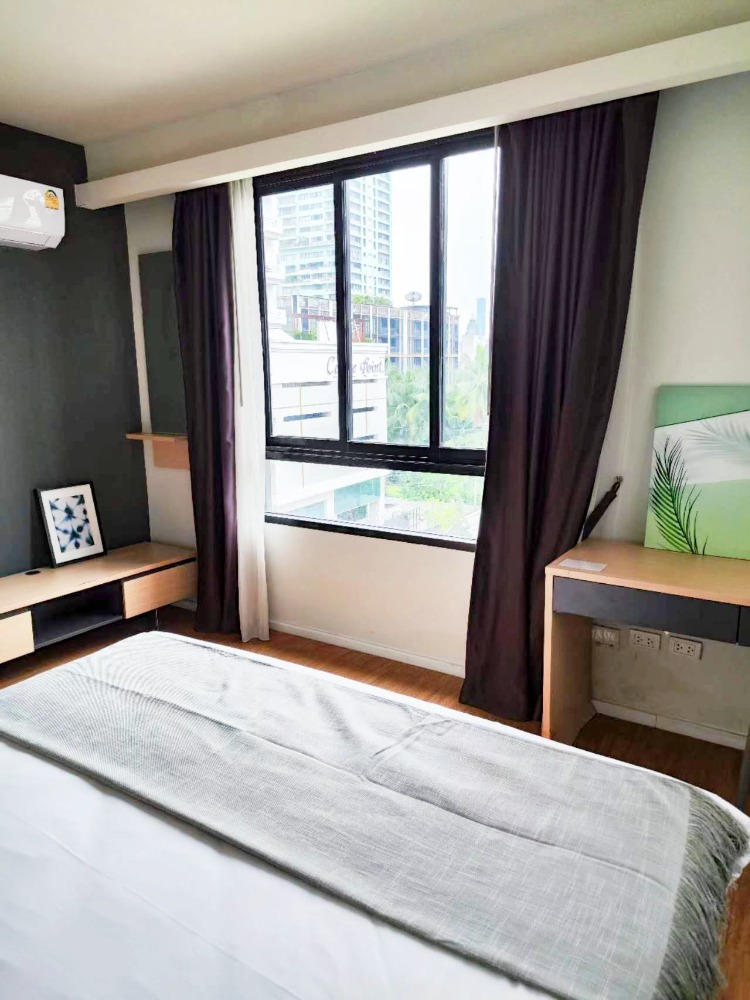 ขายคอนโดนานา : ขาย Circle S Sukumvit 12 2 ห้องนอน 2 ห้องน้ำ 76 ตรม. ใกล้ BTS อโศก