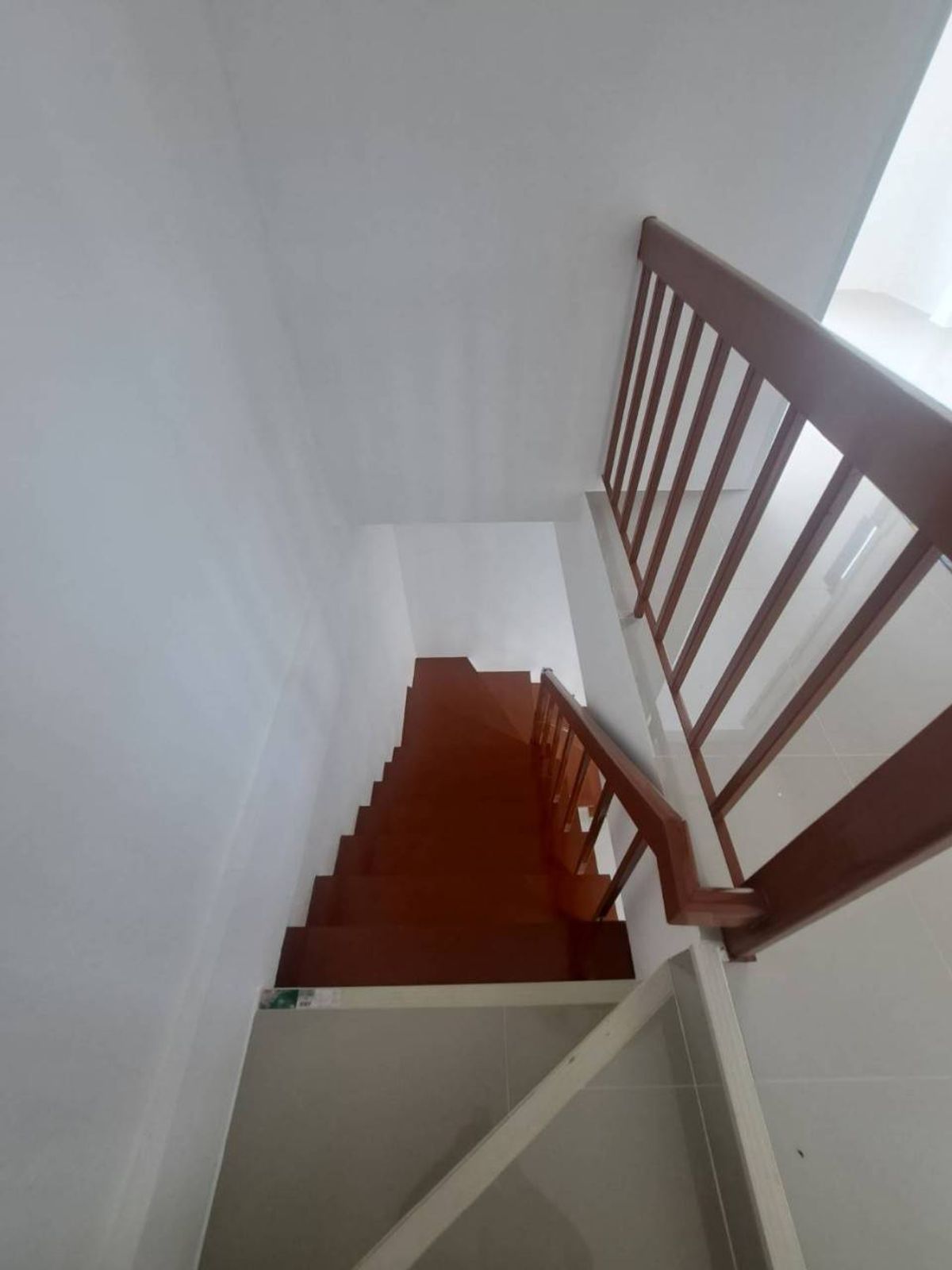 ขายทาวน์โฮมเสรีไทย-นิด้า : ขายทาวน์โฮม รีโนเวท ทุบสร้างใหม่ทั้งหลัง (พร้อมอยู่) หมู่บ้านศรินเทพ เสรีไทย 63 (หลังมุม)