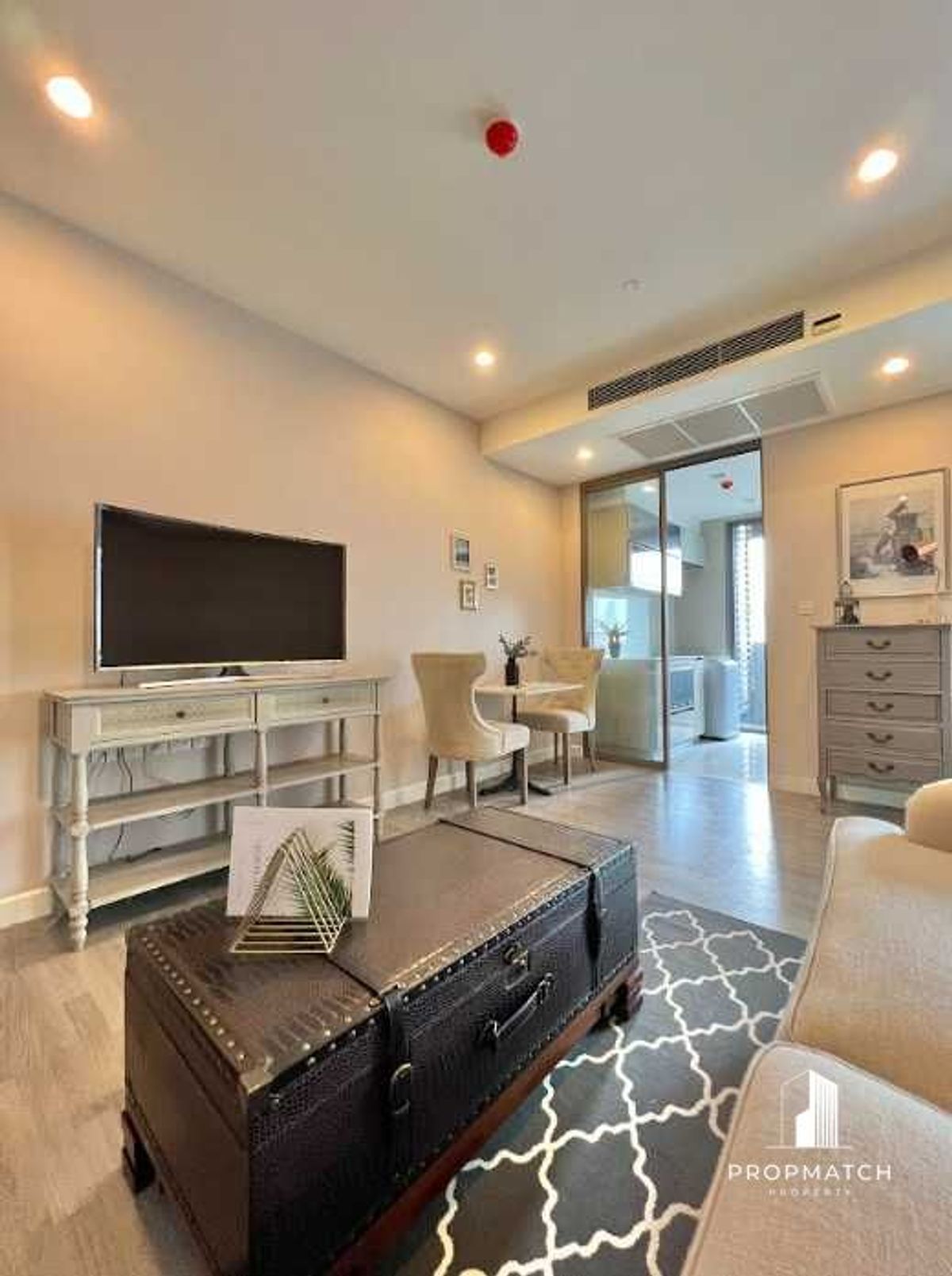 ให้เช่าคอนโดสยาม จุฬา สามย่าน : ✨Super Luxury ✨ The Room Rama4 (1Bed  1Bath 45 ตรม.) Price 25,000    Baht Tel.0981315848 @propmatch