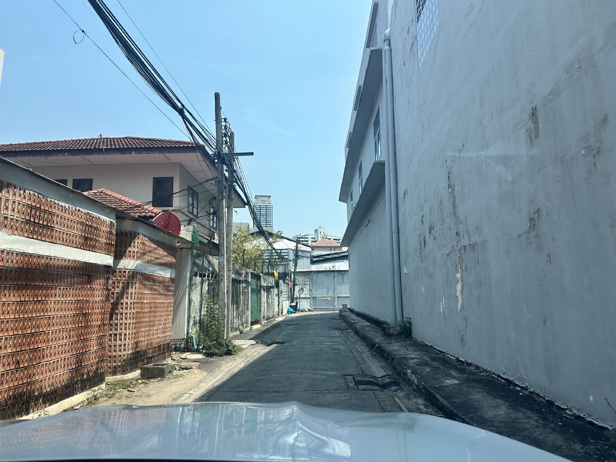 ขายที่ดินสาทร นราธิวาส : ขายที่ดินเย็นอากาศ ซอยประสาทสุข