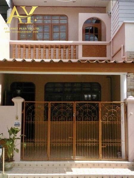 For SaleTownhomeLadprao101, Happy Land, The Mall Bang Kapi : Urgent sale, 2 -story townhouse, Sena Villa 84 Happy Land, Bang Kapi  🏡✨ Sell with tenant - area 18 sq.w., price 2,000,000
