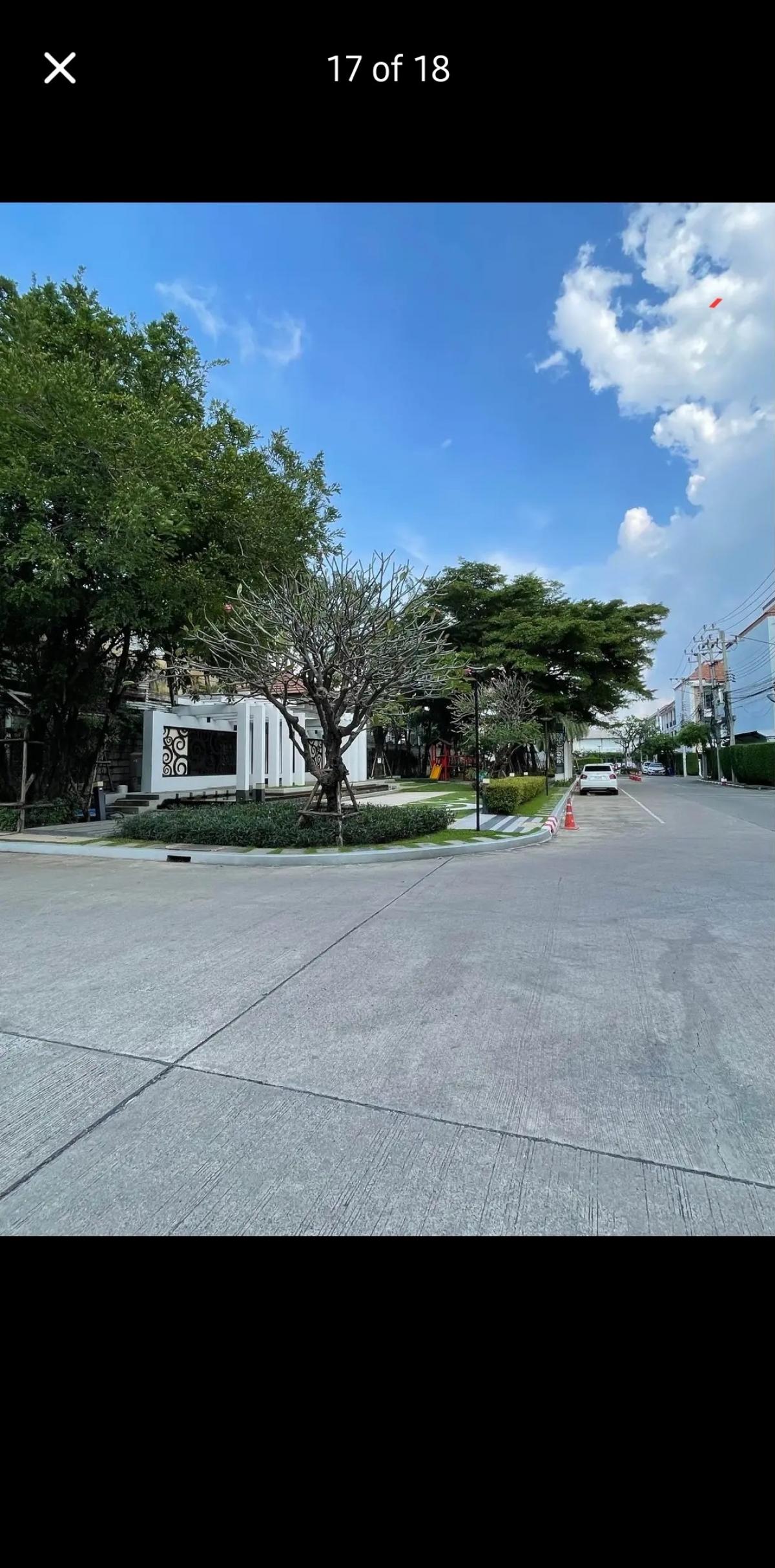 ขายบ้านรัชดา ห้วยขวาง : ขายด่วน ทาวน์โฮม 3 ชั้น โครงการบ้านกลางเมือง รัชดา 36 ทำเลดีเว่อร์  ราคาไม่แรง