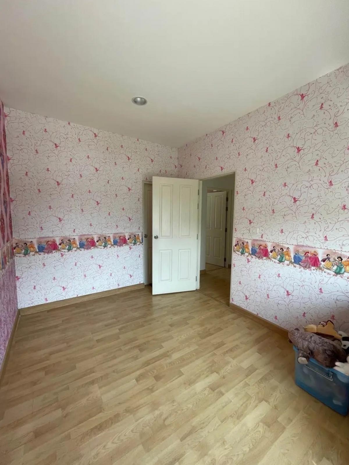 ขายบ้านรัชดา ห้วยขวาง : ขายด่วน ทาวน์โฮม 3 ชั้น โครงการบ้านกลางเมือง รัชดา 36 ทำเลดีเว่อร์  ราคาไม่แรง