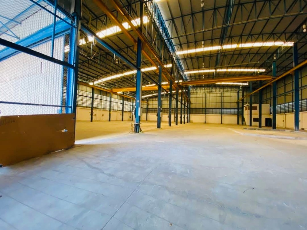 For RentWarehouseSamut Prakan,Samrong : Rent/sell warehouse, Thepharak, Soi Thai insurance. Code: F8024