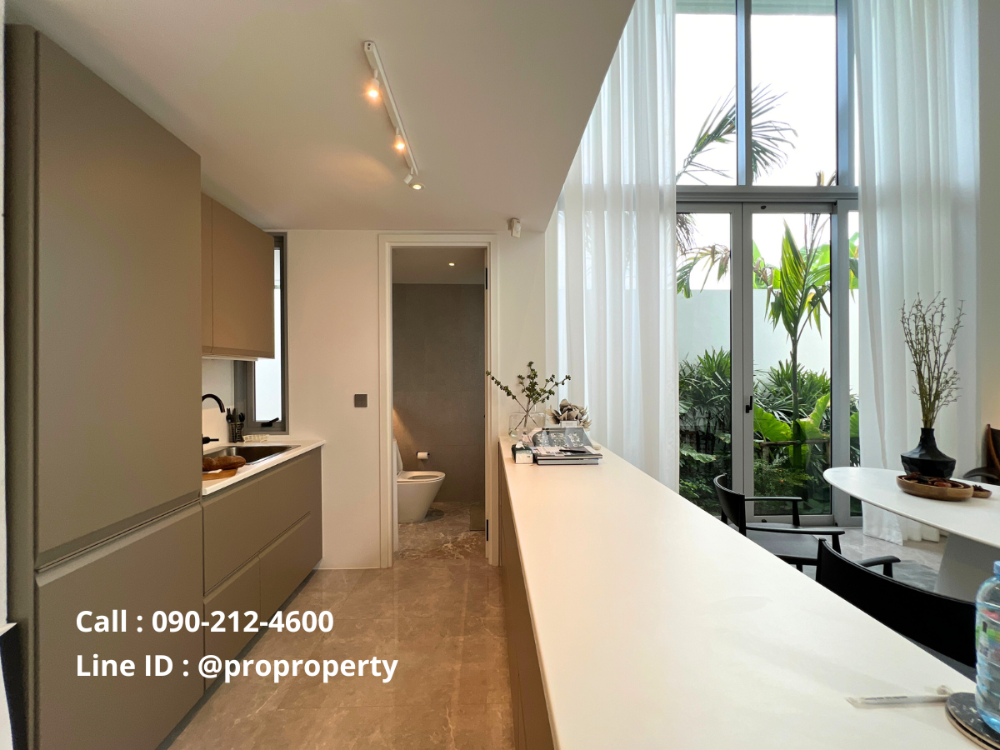 For SaleHousePattanakan, Srinakarin : For sale, luxury single house ARQ10 (Rama 9-Krungthep Kreetha) 4-storey single house with elevator