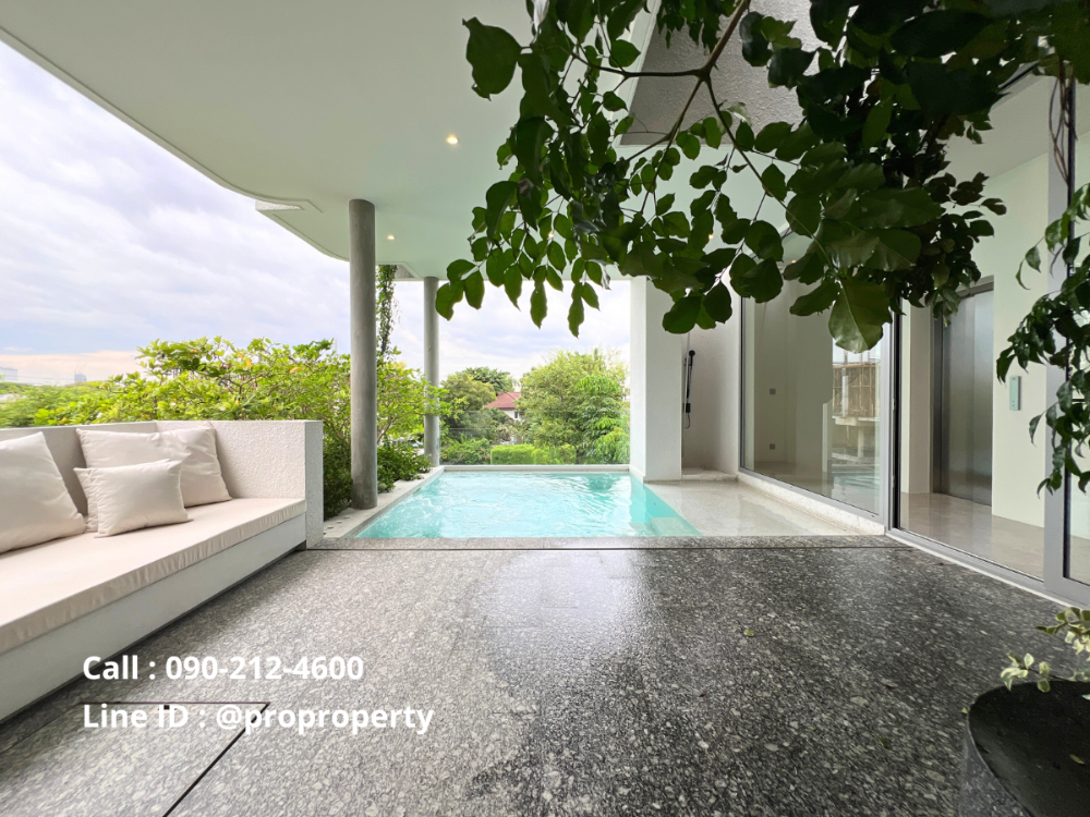 For SaleHousePattanakan, Srinakarin : For sale, luxury single house ARQ10 (Rama 9-Krungthep Kreetha) 4-storey single house with elevator