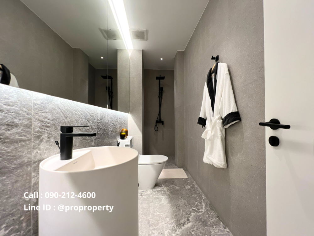 For SaleHousePattanakan, Srinakarin : For sale, luxury single house ARQ10 (Rama 9-Krungthep Kreetha) 4-storey single house with elevator